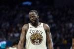 绿老师不在线！追梦4中2仅得5分2板6助1断 出现5次失误&6犯离场